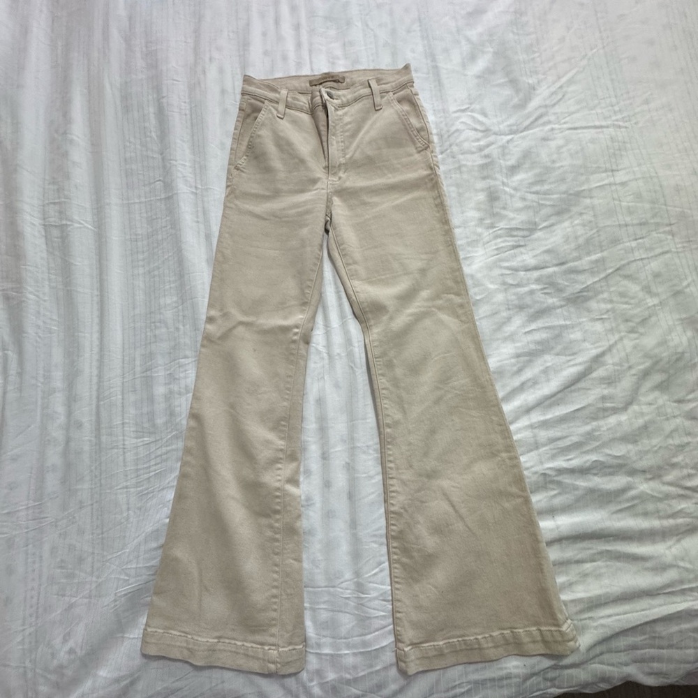 Joe's Jeans Beige Flare Leg Denim SIZE 26